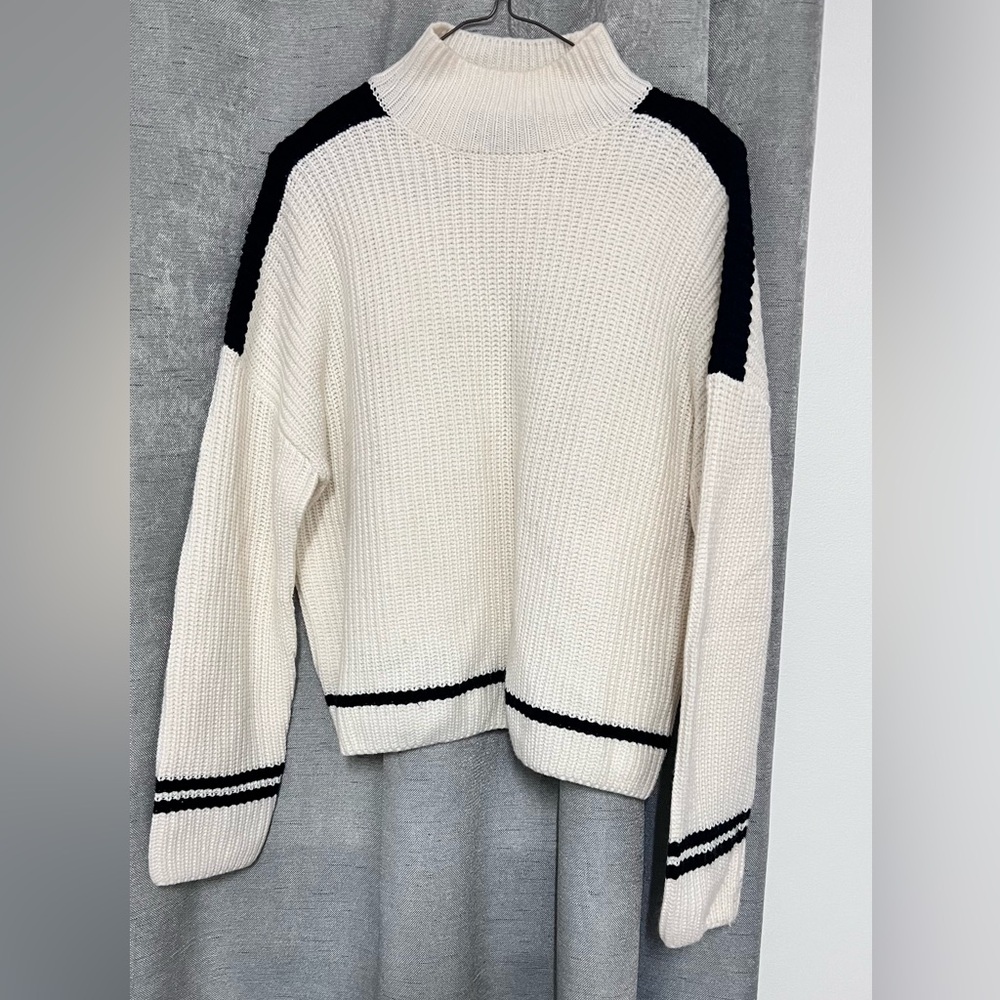 Sanctuary Cream and Black Women's Sweater
